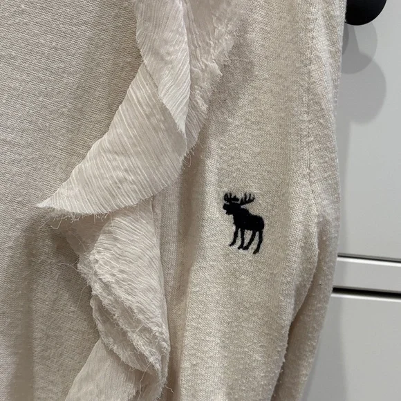 Abercrombie & Fitch Cream Ruffle Cardigan - Picture 3 of 4